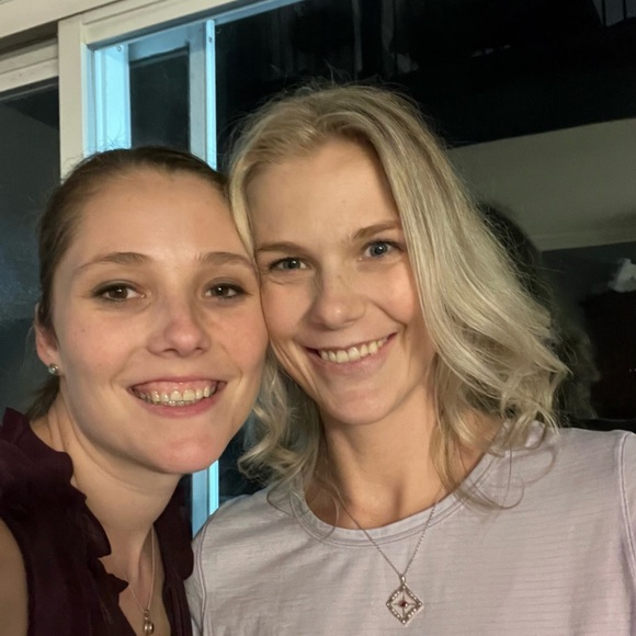 Meet your Posher, Sarah - Picture 12 of 13